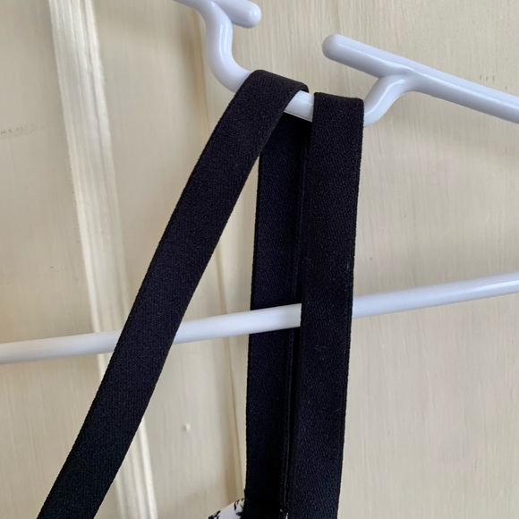 ATHLETA black and white speckled crisscross sports bra - Picture 7 of 14